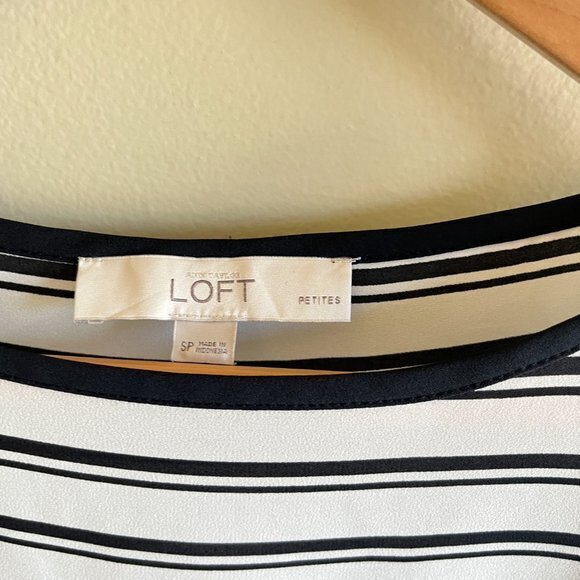 LOFT ANN TAYLOR STRIPED LONG SLEEVE SHEER TOP POCKET WOMENS SIZE S PETITE - Picture 2 of 5